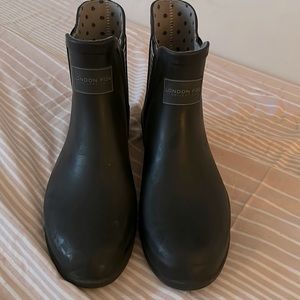 London Fog Size 11 Rain Boots - Navy Blue